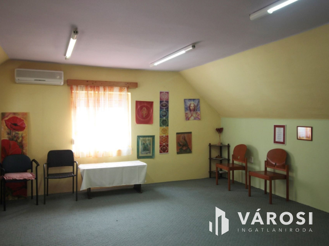 Belvárosi iroda kiadó!