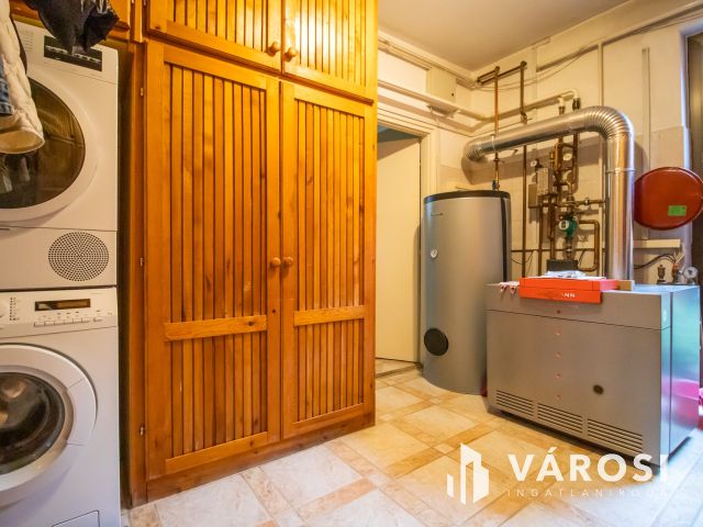 Otthonos álomház a Ráchegyen