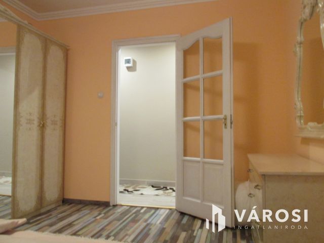 Két generációs otthon