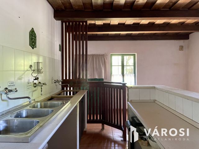 Autentikus parasztház– külön vendéglátóegységgel Dégen!