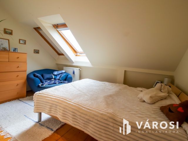 Vidám hangulatú nagy lakás