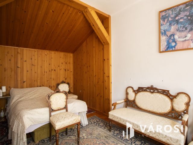 Turisztikai, közösségi célra is alkalmas üdülő Szanazugban