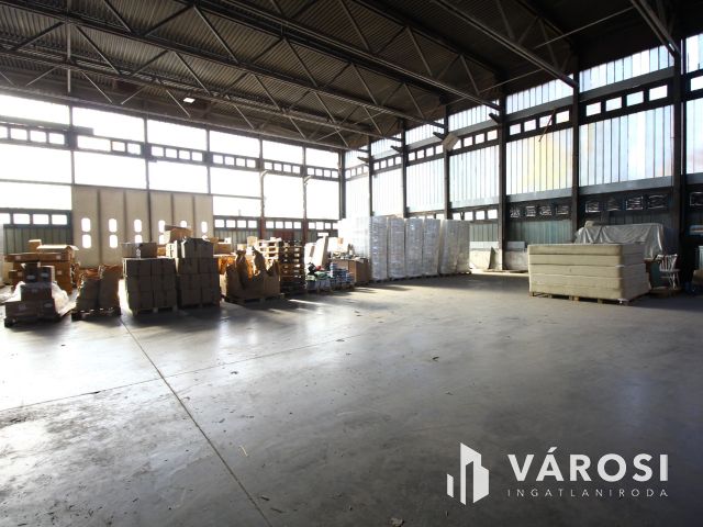 Kiváló ipari csarnok