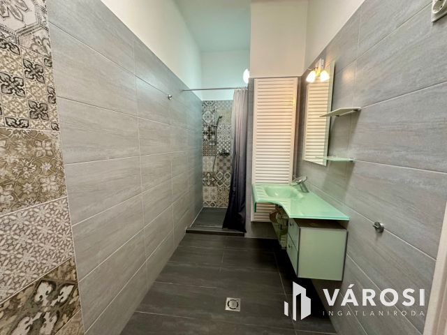 Exkluzív ház Eladó Debrecen-Óváros városrészben