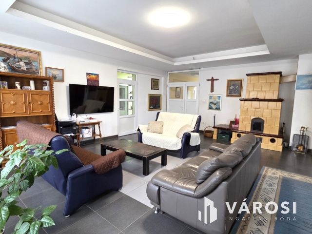 Tágas otthon, közös álmokhoz-Debrecen szélén