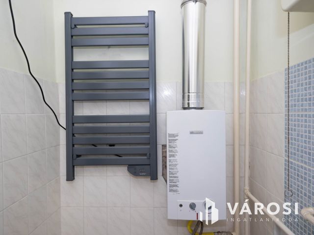 Eladó sestakerti lakás, formáld saját ízlésed szerint!