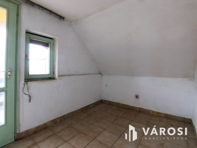 Panorámás kisház Felsőörs Kishegyen