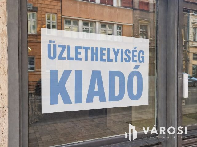 15 m2-es üzlethelyiség a sétáló utcán kiadó