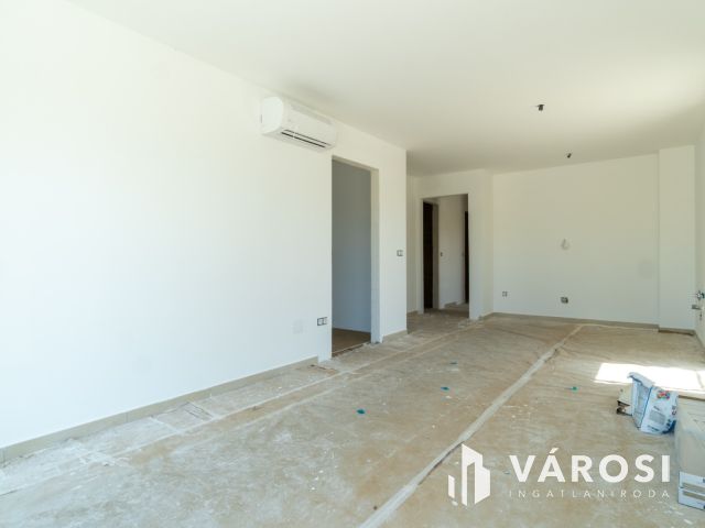 Örökpanorámás penthouse az Ezüstparton