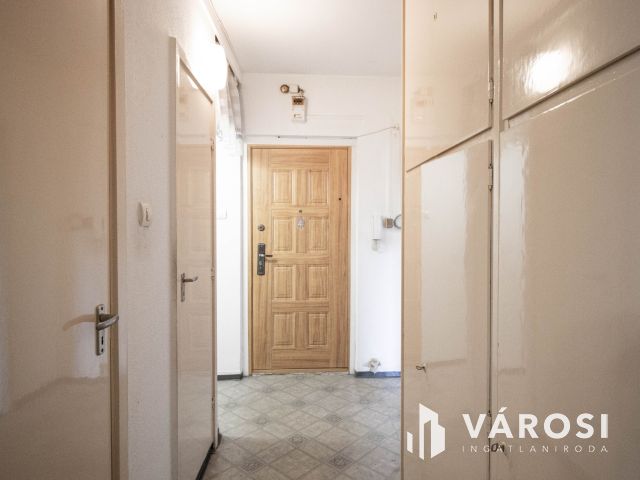 1.emeleti lakás eladó Győr Szabadhegyen közel a tóhoz